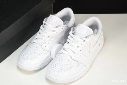 Hyperoad White Low Jordan Golf Retro Triple 1 0818